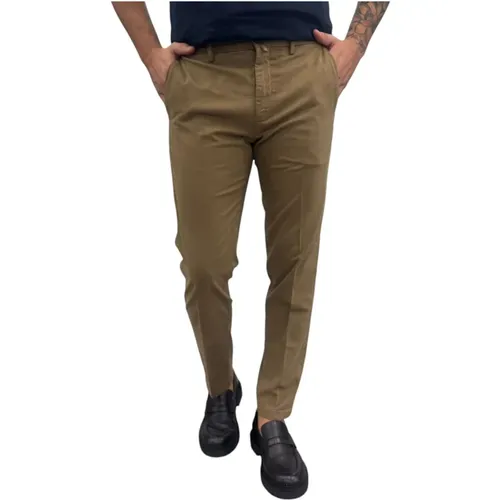 Trousers > Chinos - - Siviglia - Modalova