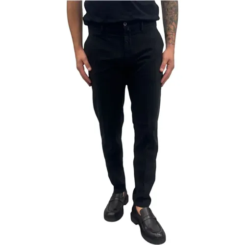 Trousers > Slim-fit Trousers - - Siviglia - Modalova