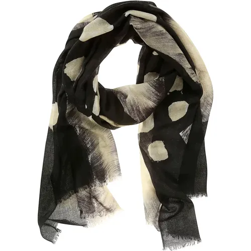 Accessories > Scarves > Winter Scarves - - Hindustrie - Modalova