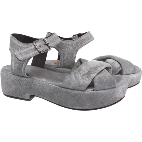 Shoes > Sandals > Flat Sandals - - Moma - Modalova