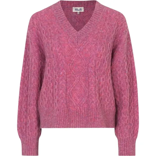 Knitwear > V-neck Knitwear - - BAUM UND PFERDGARTEN - Modalova