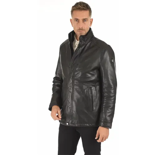 Jackets > Leather Jackets - - Milestone - Modalova