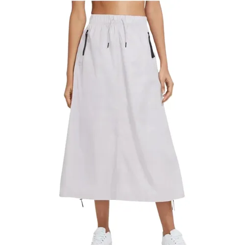 Skirts > Midi Skirts - - Nike - Modalova