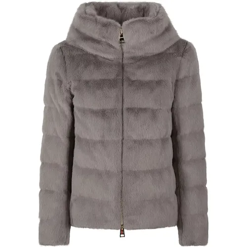 Jackets > Faux Fur & Shearling Jackets - - Herno - Modalova