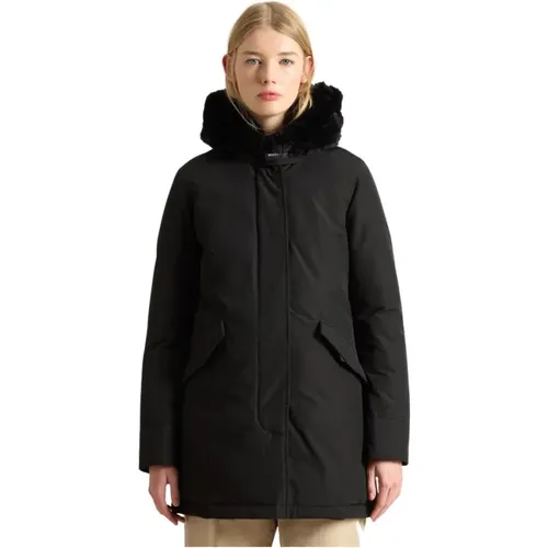 Woolrich - Coats > Parkas - Black - Woolrich - Modalova