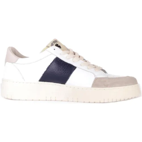 Shoes > Sneakers - - Saint Sneakers - Modalova