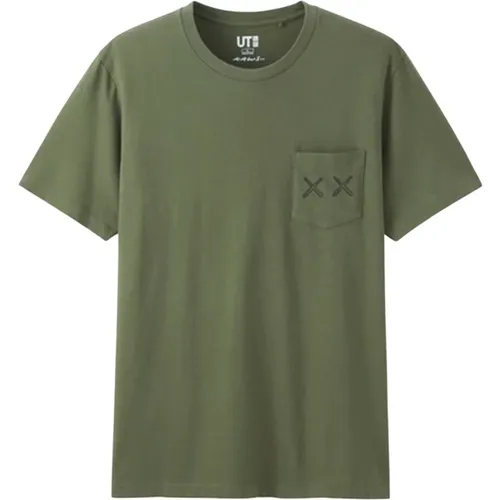 Kaws - Tops > T-Shirts - Green - Kaws - Modalova