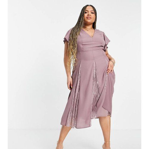 ASOS DESIGN Curve - Robe mi-longue avec empiècements à godet en dentelle - ASOS Curve - Modalova