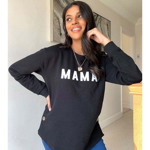 ASOS DESIGN Maternity - Mama - Sweat-shirt d'allaitement avec bouton sur le côté et slogan - ASOS Maternity - Nursing - Modalova