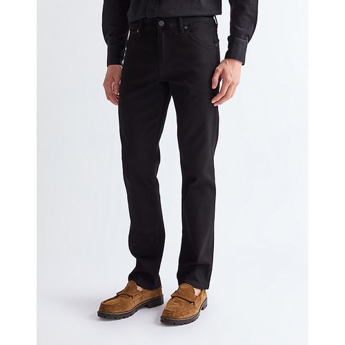 Greensboro Straight High Stretch Jean Taille 46 x34 - Wrangler - Modalova