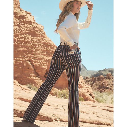X Lainey Wilson Striped Flare Taille 30 x32 - Wrangler - Modalova