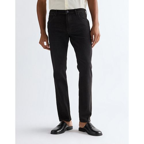 Greensboro Straight Lightweight Medium Stretch Jean Taille 42 x34 - Wrangler - Modalova