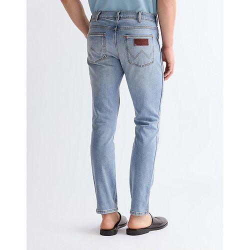 Larston Slim Tapered Toughlite Low Stretch Jean Taille 40 x32 - Wrangler - Modalova