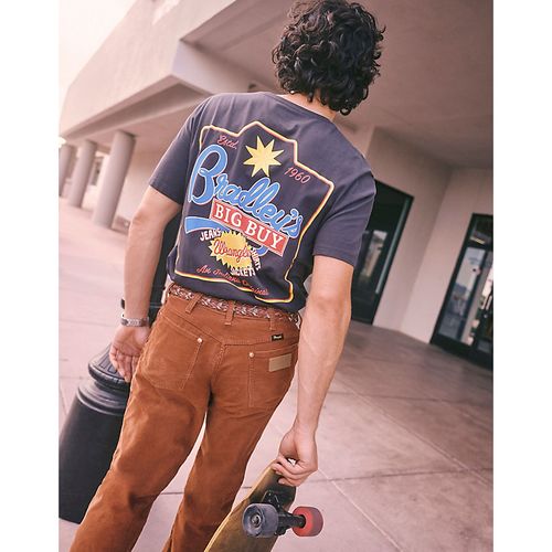 ® X Stranger Things ™ 13MWZ Taille 34 x34 - Wrangler - Modalova