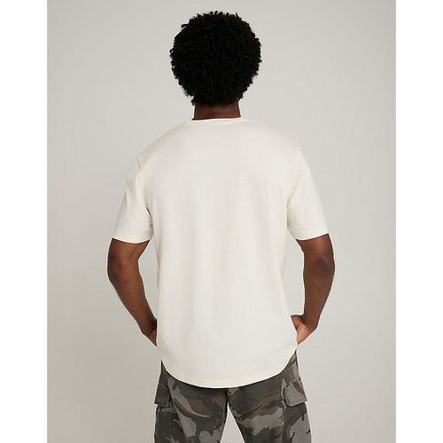 ® X Stranger Things ™ Hawkins High Tee Taille XXL - Wrangler - Modalova