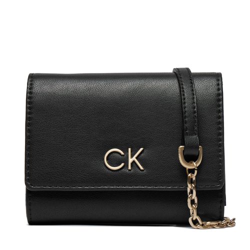 Portefeuille grand format Calvin Klein Re-Lock Trifold Md W/Chain K60K611458 Ck Black BEH - Chaussures.fr - Modalova
