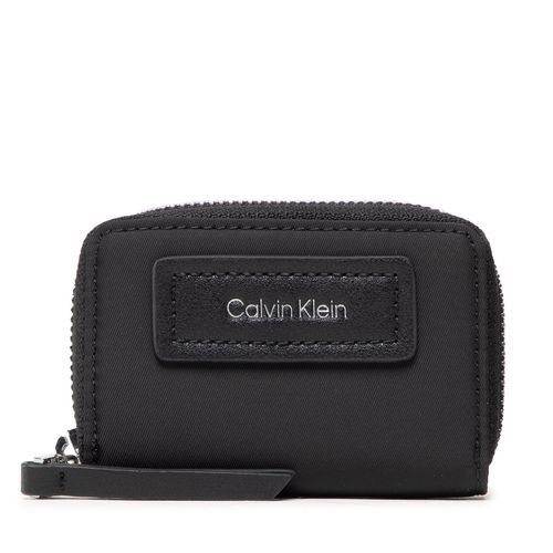 Portefeuille petit format Calvin Klein Ck Essential Za Wallet Sm K60K609194 BAX - Chaussures.fr - Modalova