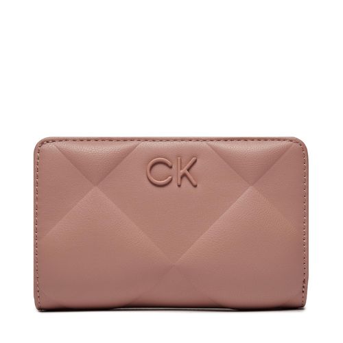 Portefeuille grand format Calvin Klein Re-Lock Quilt Bifold Wallet K60K611374 Rose - Chaussures.fr - Modalova