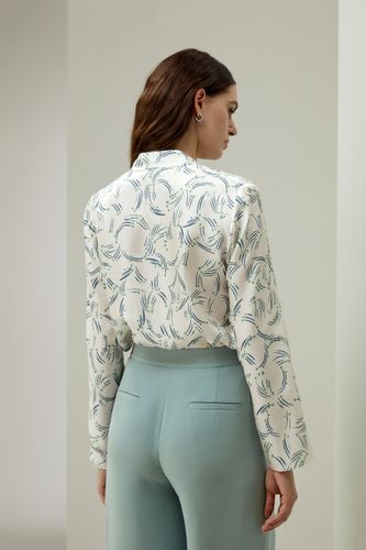 LILYSILK Chemise Soie Col En V Superposé Soie De Mûrier Conçue Pour Être Polyvalente Et Sans Effort Xl - LILYSILK - Modalova