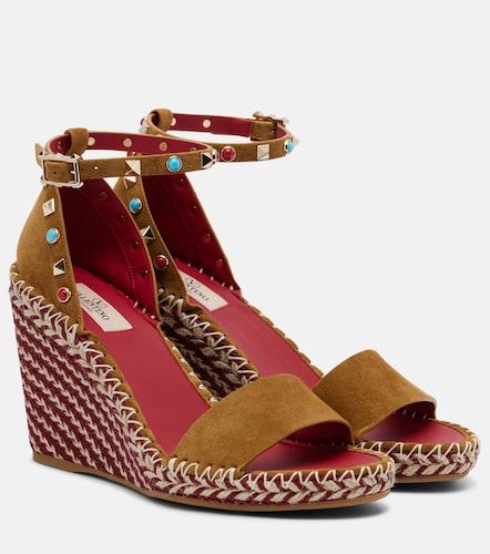Sandales compensées Rockstud en daim - Valentino Garavani - Modalova