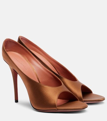Mules Anok 105 en satin - Amina Muaddi - Modalova