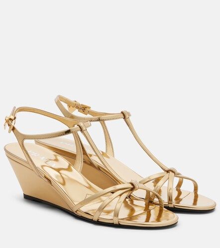 Prada Sandales compensées en cuir - Prada - Modalova