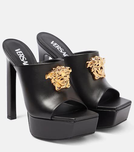 Mules Medusa à plateau en cuir - Versace - Modalova