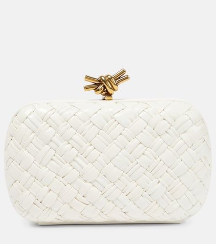 Pochette Knot en cuir intreccio - Bottega Veneta - Modalova