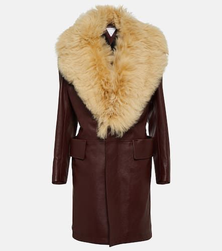 Manteau en cuir et shearling - Bottega Veneta - Modalova