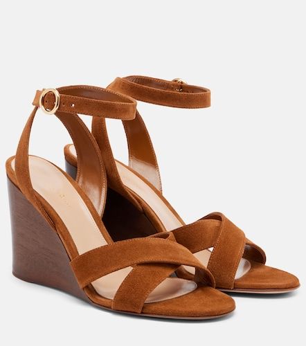 Sandales compensées Ines en daim - Gianvito Rossi - Modalova