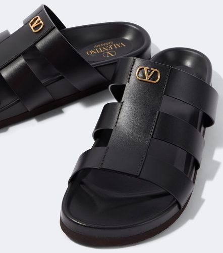 Sandales StudShield VLogo en cuir - Valentino Garavani - Modalova