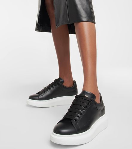 McQueen Baskets Oversized en cuir - McQueen - Modalova
