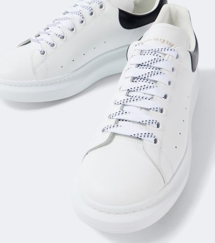 McQueen Baskets Oversized en cuir - McQueen - Modalova