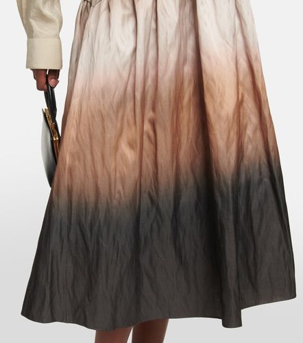 Jupe imprimée en satin à taille haute - Vince - Modalova