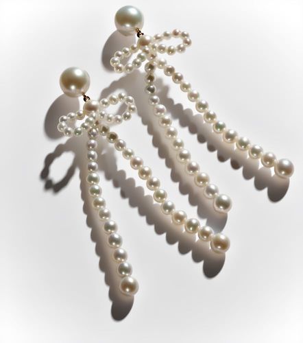 Boucles d'oreilles Rosette de Perles en or 14 ct et perles d'eau douce - Sophie Bille Brahe - Modalova