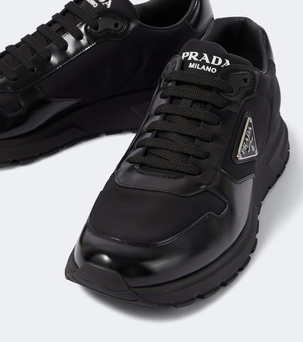 Prada Baskets en Re-Nylon et cuir - Prada - Modalova