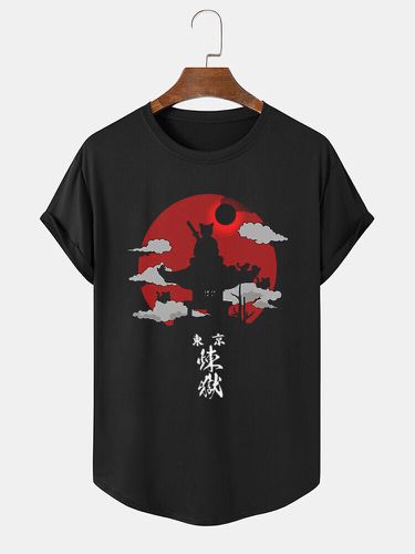 T-shirts à manches courtes avec ourlet incurvé et imprimé paysage de chat guerrier japonaiss - Newchic - Modalova