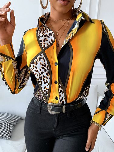 Chemise boutonnée à revers à manches longues et imprimé léopard de couleur contrastante - VONDA - Modalova