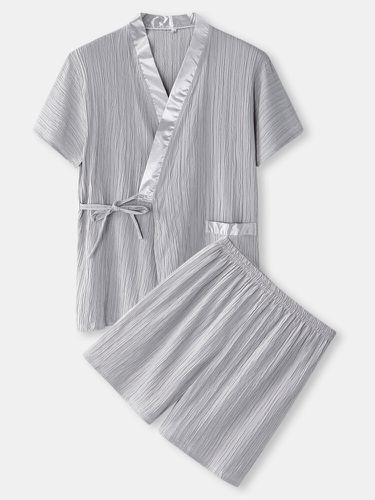 Ensemble de vêtements de détente courts et confortables en coton avec cravate à col en V et kimonos sur le côté pour hom - Newchic - Modalova