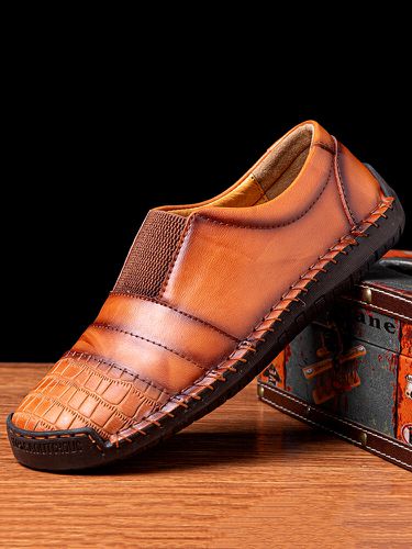 Chaussures de conduite décontractées en cuir à coutures à la mains - Menico - Modalova