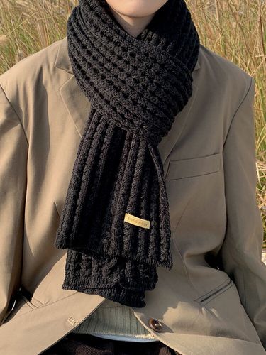 Écharpe longue en tricot unisexe avec étiquette de lettre de couleur unie - Newchic - Modalova