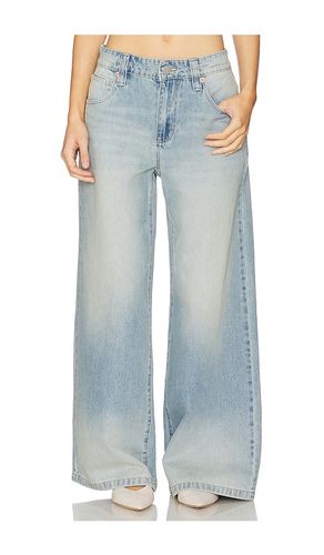 JAMBES LARGES 99 MEGA en . Taille 26. Also en 29 - Abrand - Modalova