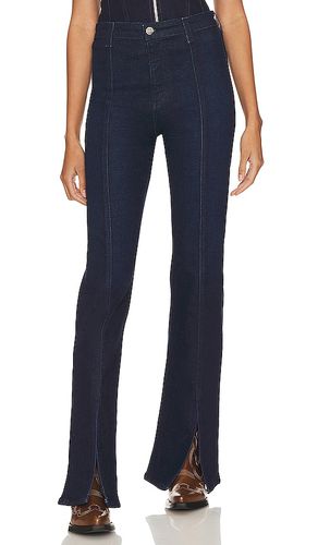 JEAN FLARE X EMRATA ANISTEN in . Size 27, 28, 32, 33 - AG Jeans - Modalova