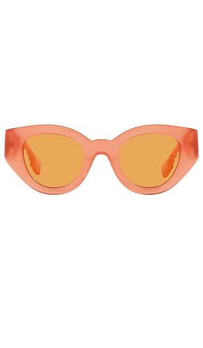 LUNETTES DE SOLEIL MEADOW in - Burberry - Modalova