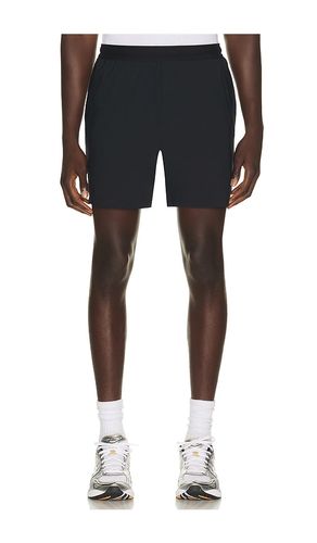 SHORT DOUBLÉ WARPLITE RANGE en . Taille S. Also en M, L, XL/1X, XXL/2X - Beyond Yoga - Modalova