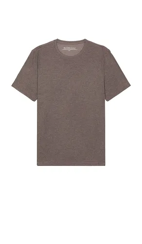 Always Beyond Crew Tee 2.0 in . Size S, XL/1X - Beyond Yoga - Modalova