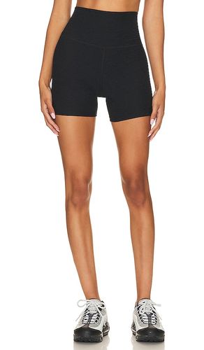 SHORT DE STYLE MOTARD KEEP PACE en . Taille L. Also en S, XL, XS - Beyond Yoga - Modalova