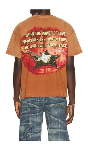 T-SHIRT en . Taille S. Also en M, L, XL/1X - Barriers Worldwide - Modalova