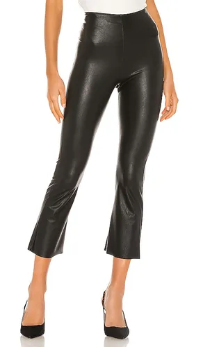 PANTALON CROPPED FAUX LEATHER in . Size M, S - Commando - Modalova