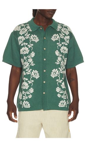 CHEMISE en . Taille S. Also en M, XL/1X - Critical Slide - Modalova